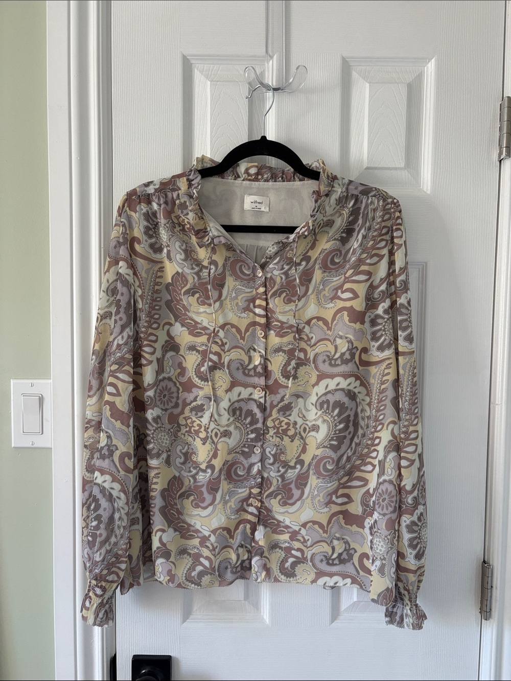 Aritzia Wilfred blouse - size medium